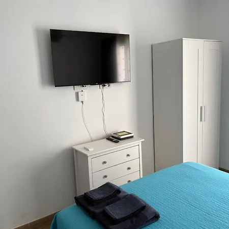 Marina Beach-apartamentos Tahiche 科斯塔特吉塞